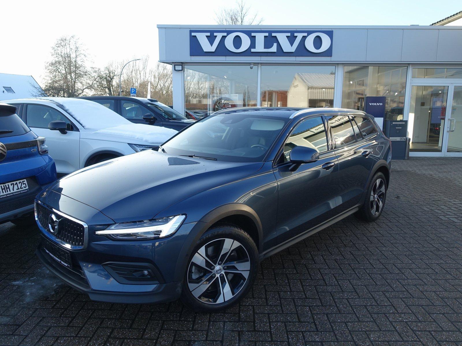 Volvo V60 Cross Country B5 AWD Pro AHK/BLIS/ACC/PILOT