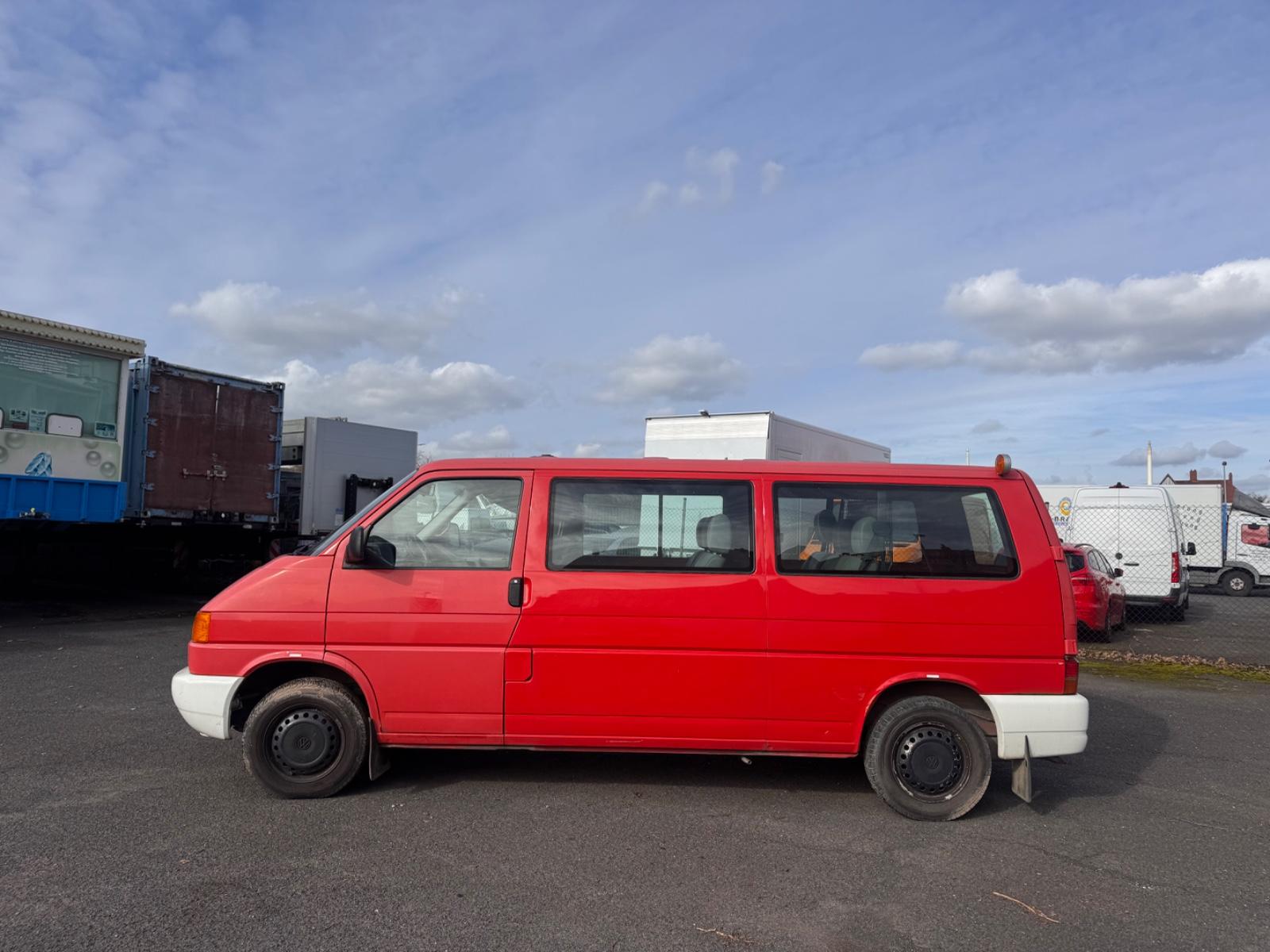 Volkswagen T4 Multivan - 8 Sitzplätze-SHZ-Standheizung-AHK