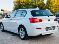 BMW 118i*Voll-S-Heft*LED*PDC*Leder*Automatik*Keyless