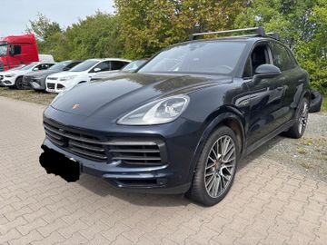 Porsche Cayenne - 5