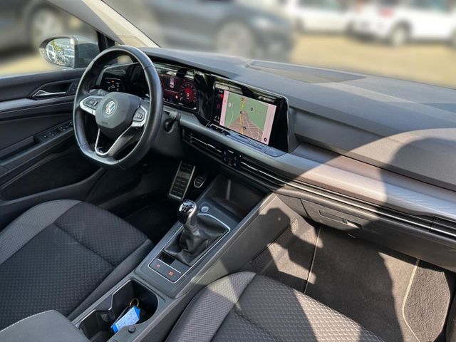 Golf VIII Active 1.5 TSI LED Navi ACC Climatroni