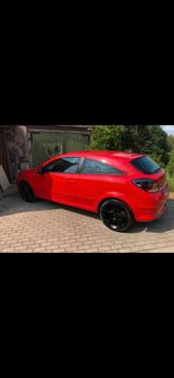 Opel Astra H GTC 2l Turbo - Opel Astra: H Gtc Turbo