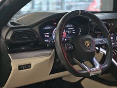 Fahrzeugabbildung Lamborghini Urus (BANG&OLUF/3D-CAM/PANO/MASSAGE/2xTV/STYLE