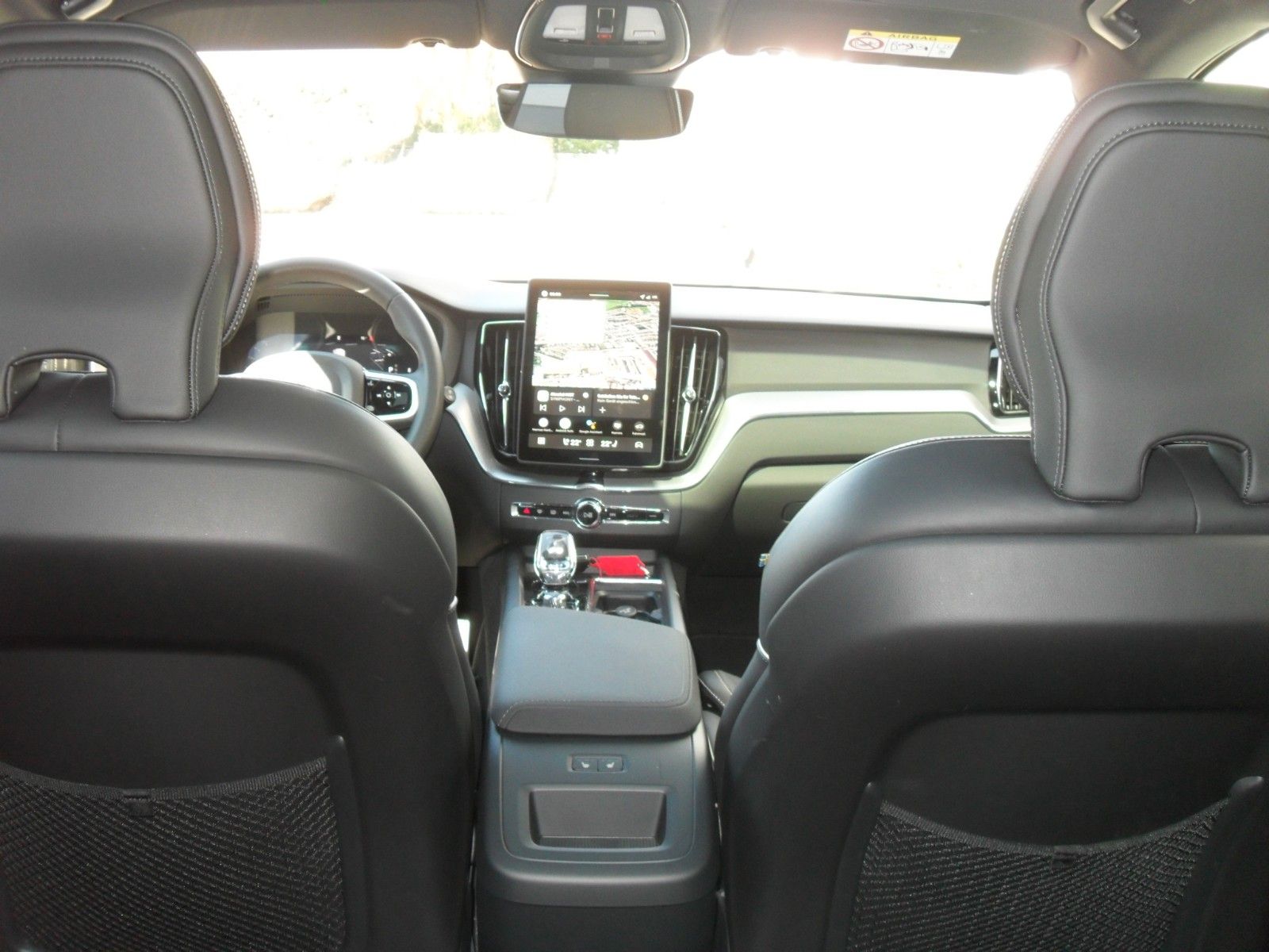 Fahrzeugabbildung Volvo XC 60 B5 Plus Black Edition AWD | Luftfederung