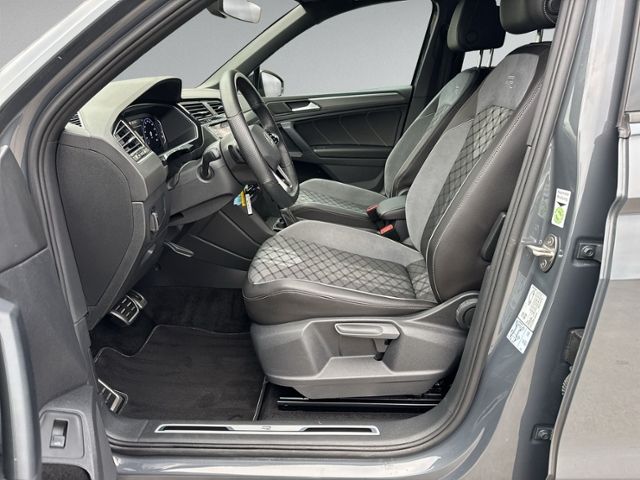Tiguan 2.0 TDI DSG R-LINE AHK+LED+NAVI+RÜKAM+ACC