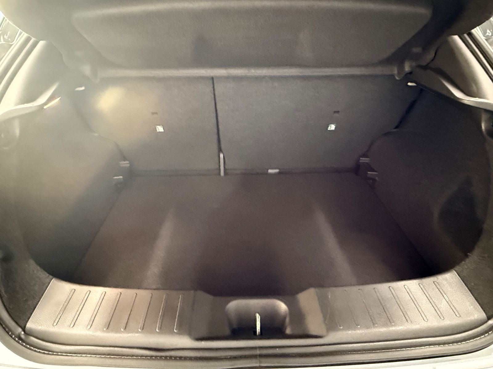 Fahrzeugabbildung Nissan Juke Hybrid N-Connecta - Navi,  Winter-P.