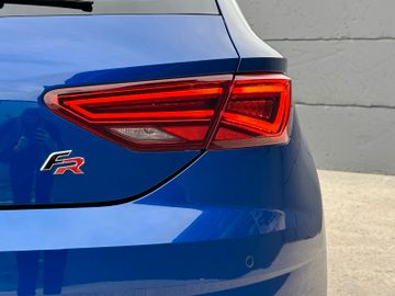 Fahrzeugabbildung SEAT Leon FR 1.5 TSI DSG Beats Kam Virtual Navi LED