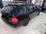 Mercedes-Benz C 220 CDI T AVANTGARDE Avantgarde - gebrauchte Mercedes-Benz C 220 aus dem Jahr 2005