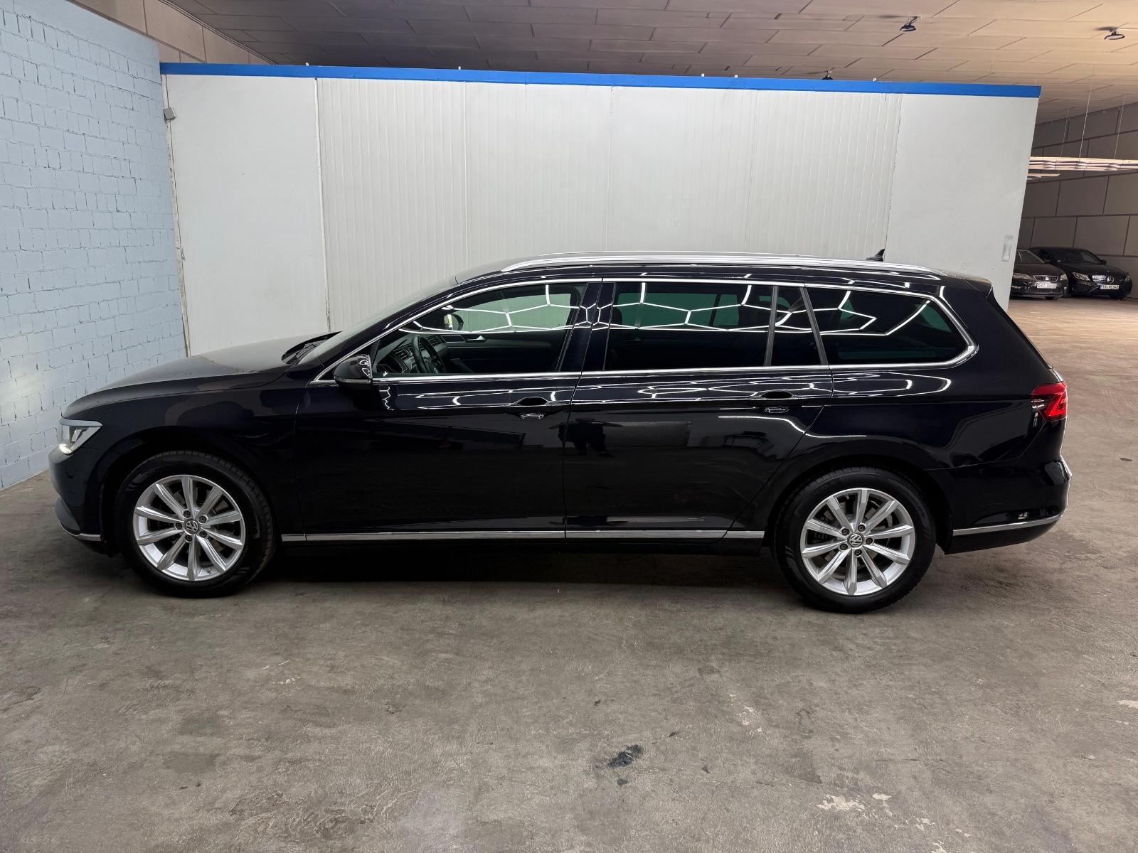 Volkswagen Passat Variant Highline "R-LINE INTERIEUR"