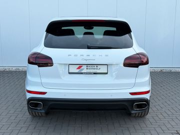 Porsche Cayenne - 5