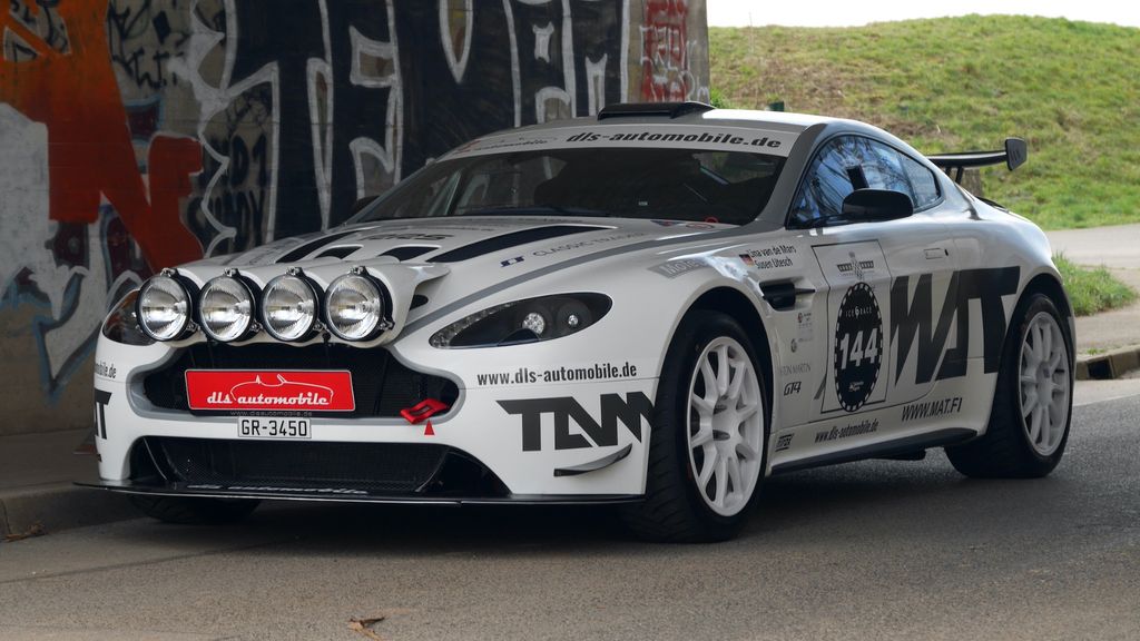 Aston Martin V8 Vantage