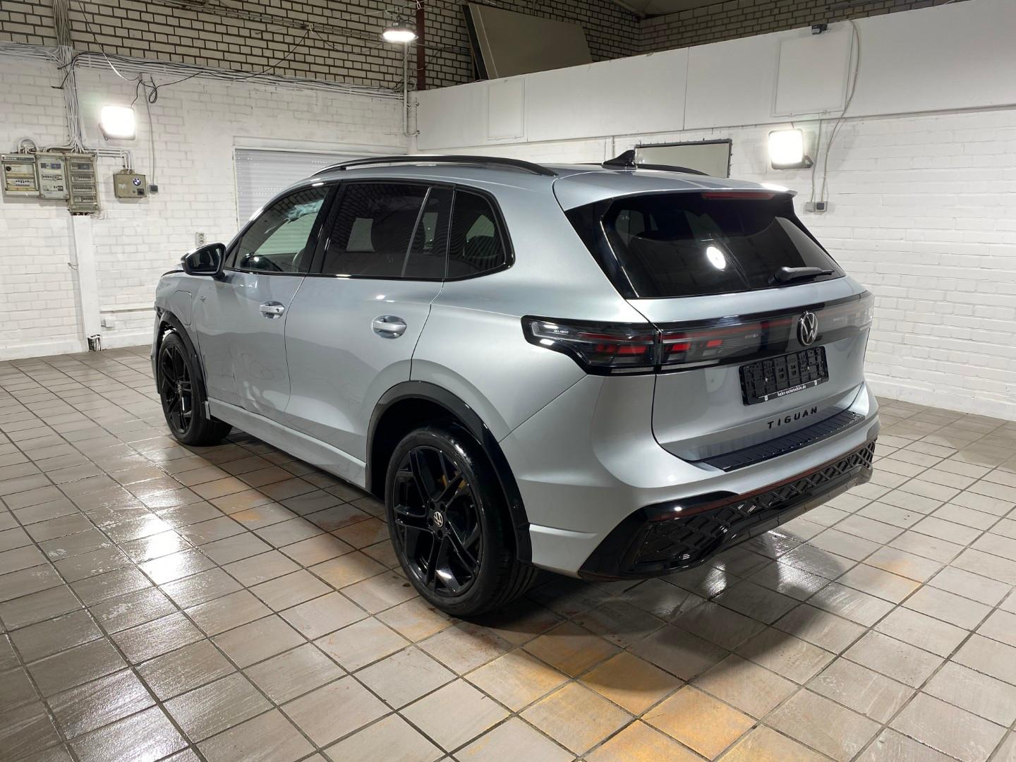 Volkswagen Tiguan 1.5 TSI e-Hybrid R-Line PANO/HUD/AHK/KAM