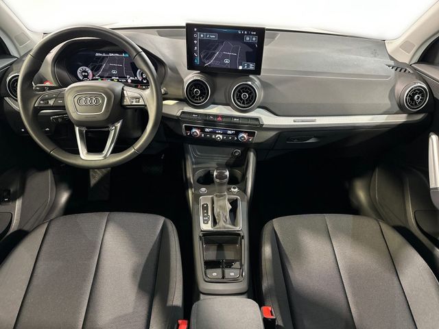 Q2 35 TFSI ADVANCED LED+AHK+MMI NAVI+VCP+ALU+SHZ