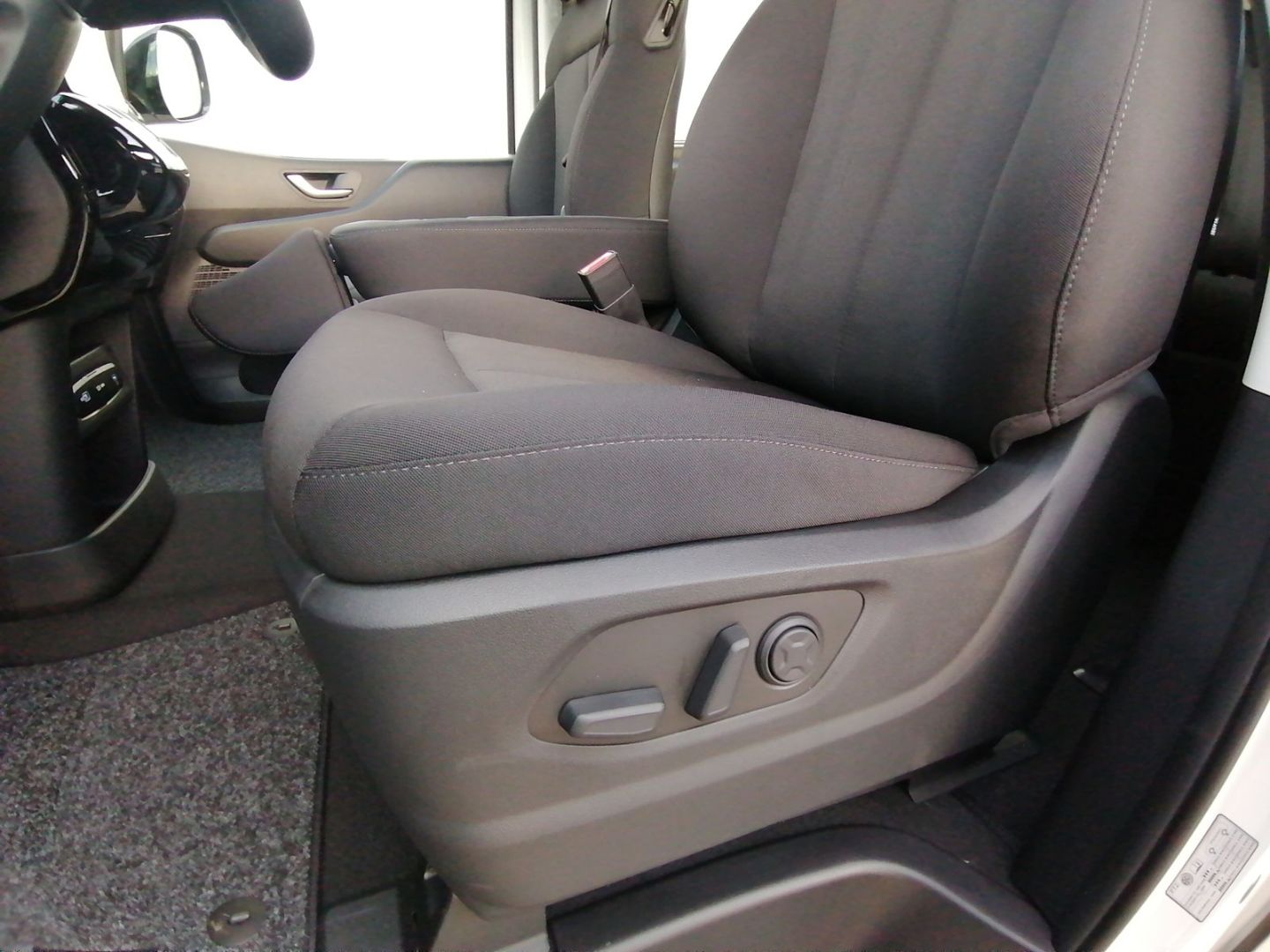 Hyundai STARIA - Bild 25