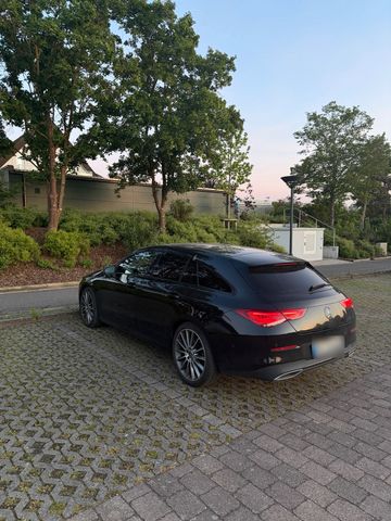 MERCEDES-BENZ Mercedes Benz CLA 180 Shooting Brake Burme...