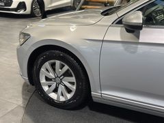 VW Passat - Ansicht 10