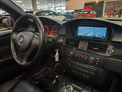 Fahrzeugabbildung BMW 320i Cabrio ** NAVI PROFF./XENON/LEDER/PDC **