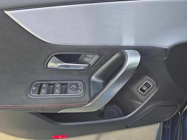 CLA Shooting Brake 180 d