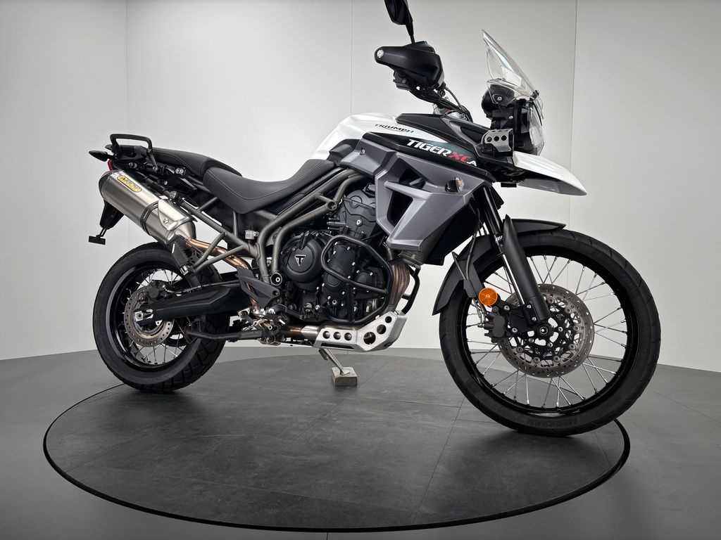 Fahrzeugabbildung Triumph TIGER 800 XCA *ARROW *SITZHEIZUNG
