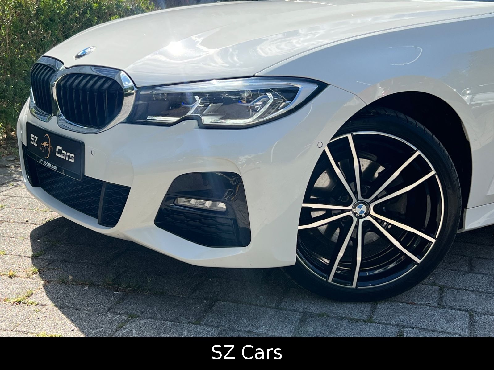 BMW 320d Touring xDrive M Sport HUD KAM ALCANTARA imagem 2