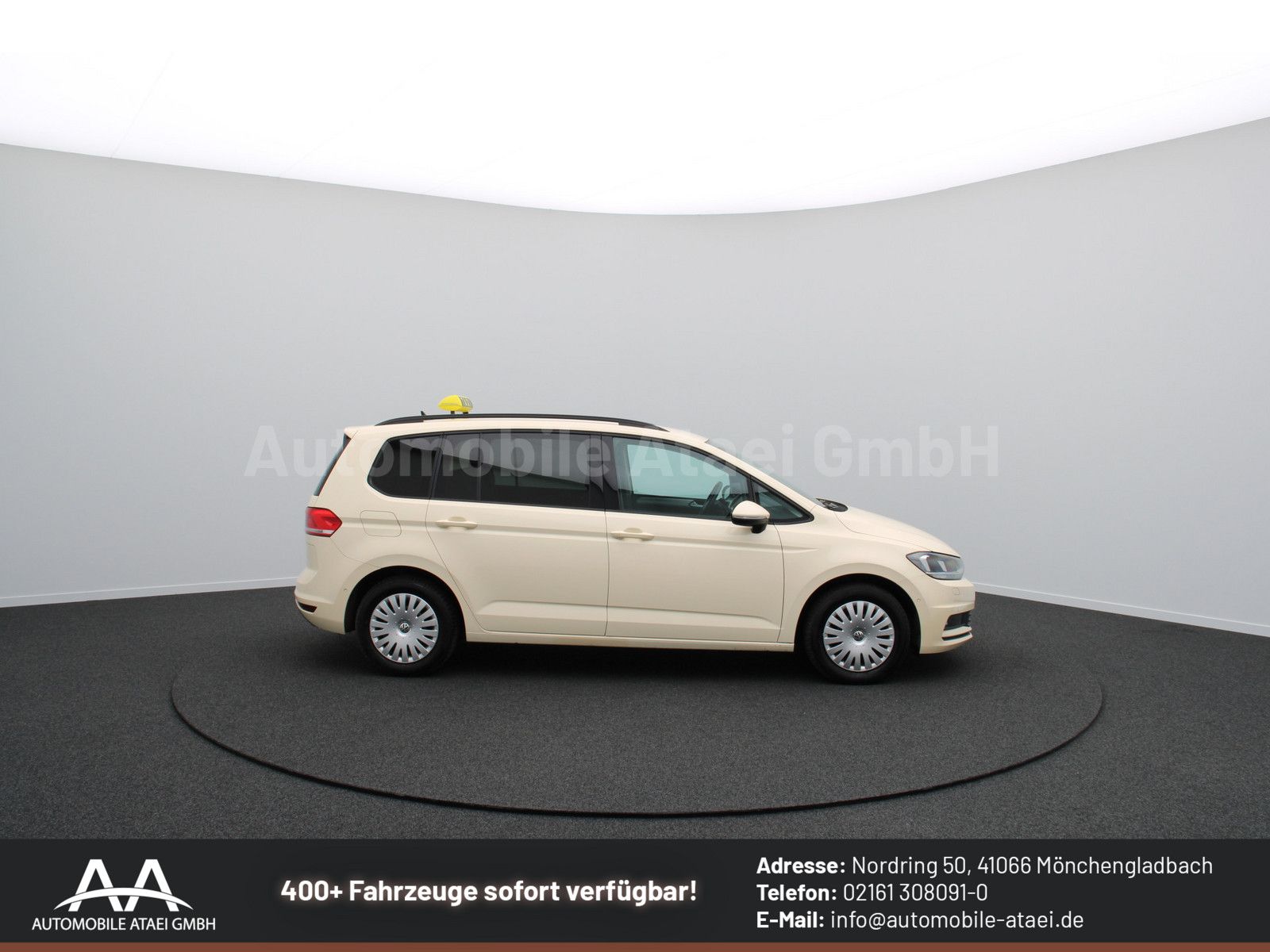 Fahrzeugabbildung Volkswagen Touran DSG *Taxi* 7-SITZE+NAVI+LEDER (9277)