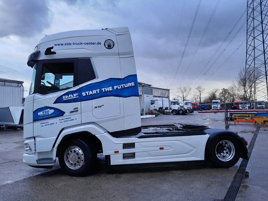 Fahrzeugabbildung DAF FT XG+ 530