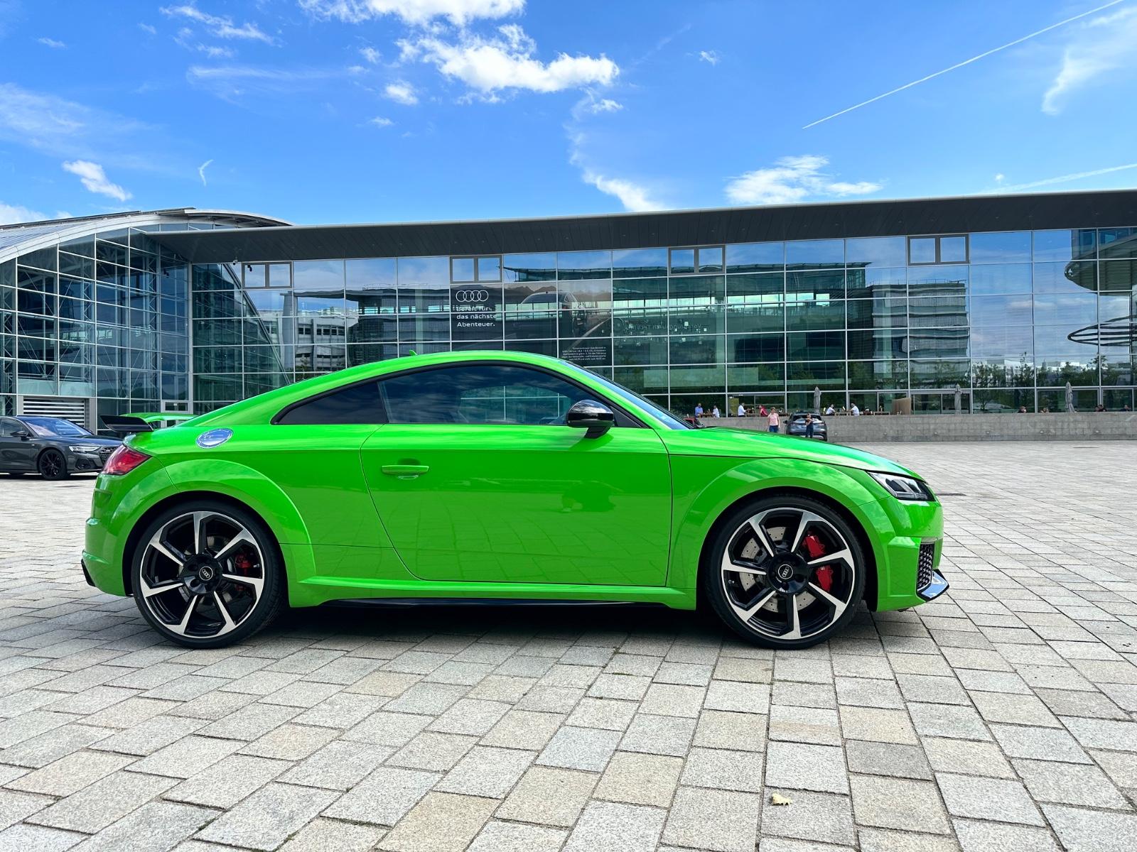 Audi TT RS 2.5 TFSI S tronic quattro Coupe -