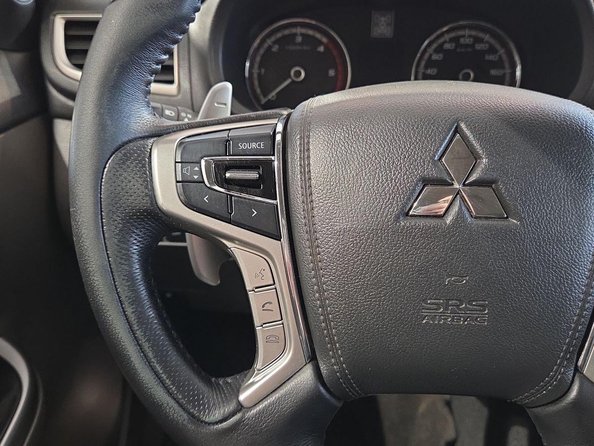 Mitsubishi L200 Diamant Edition+ DOKA 4WD *AHK*NAVI*