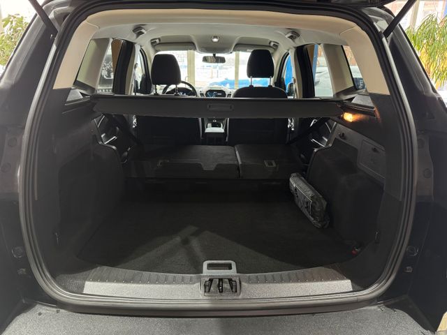 Ford Kuga Cool & Connect