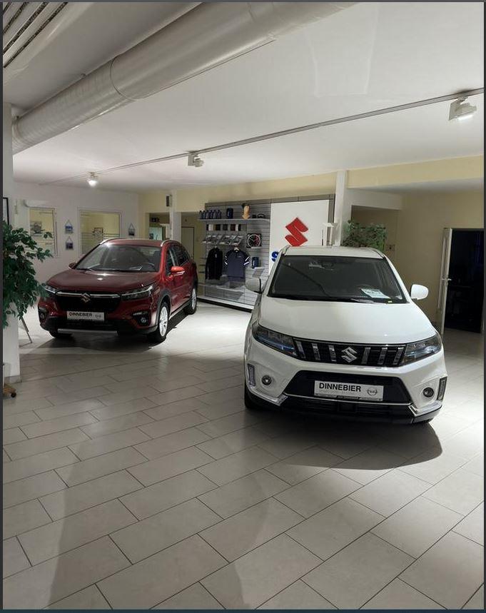 showroom-image-top