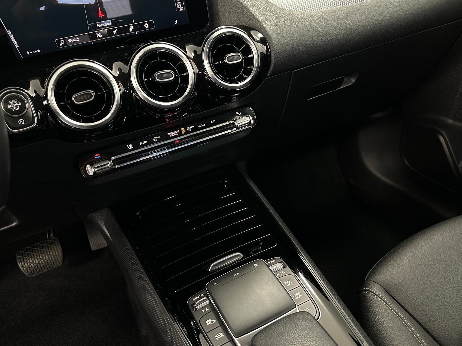 Mercedes-Benz GLA d 8G Style Kamera LED CarPlay Augmented, миниатюра 20
