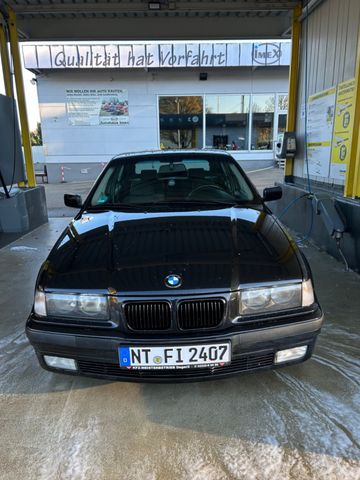 BMW 316i Compact -