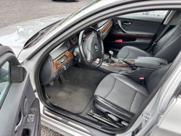 BMW 318 - 8