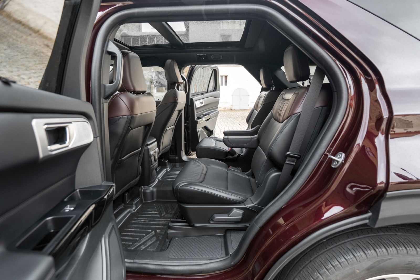 Fahrzeugabbildung Ford Explorer 3.0L Platinum PANO 360° B&O ACC AHK LED