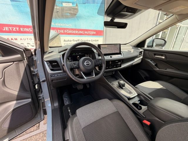 Fahrzeugabbildung Nissan Qashqai 1.3 DIG-T Xtronic N-Connecta*Winterpaket