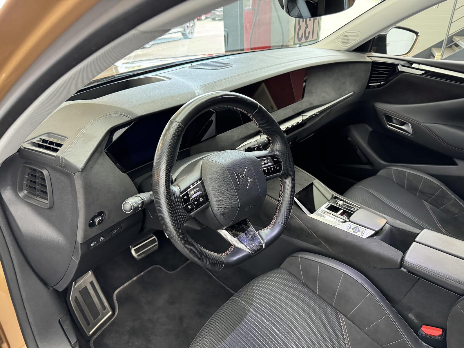 DS Automobiles 4 E-Tense 225 Performance Line+ 1.Hand