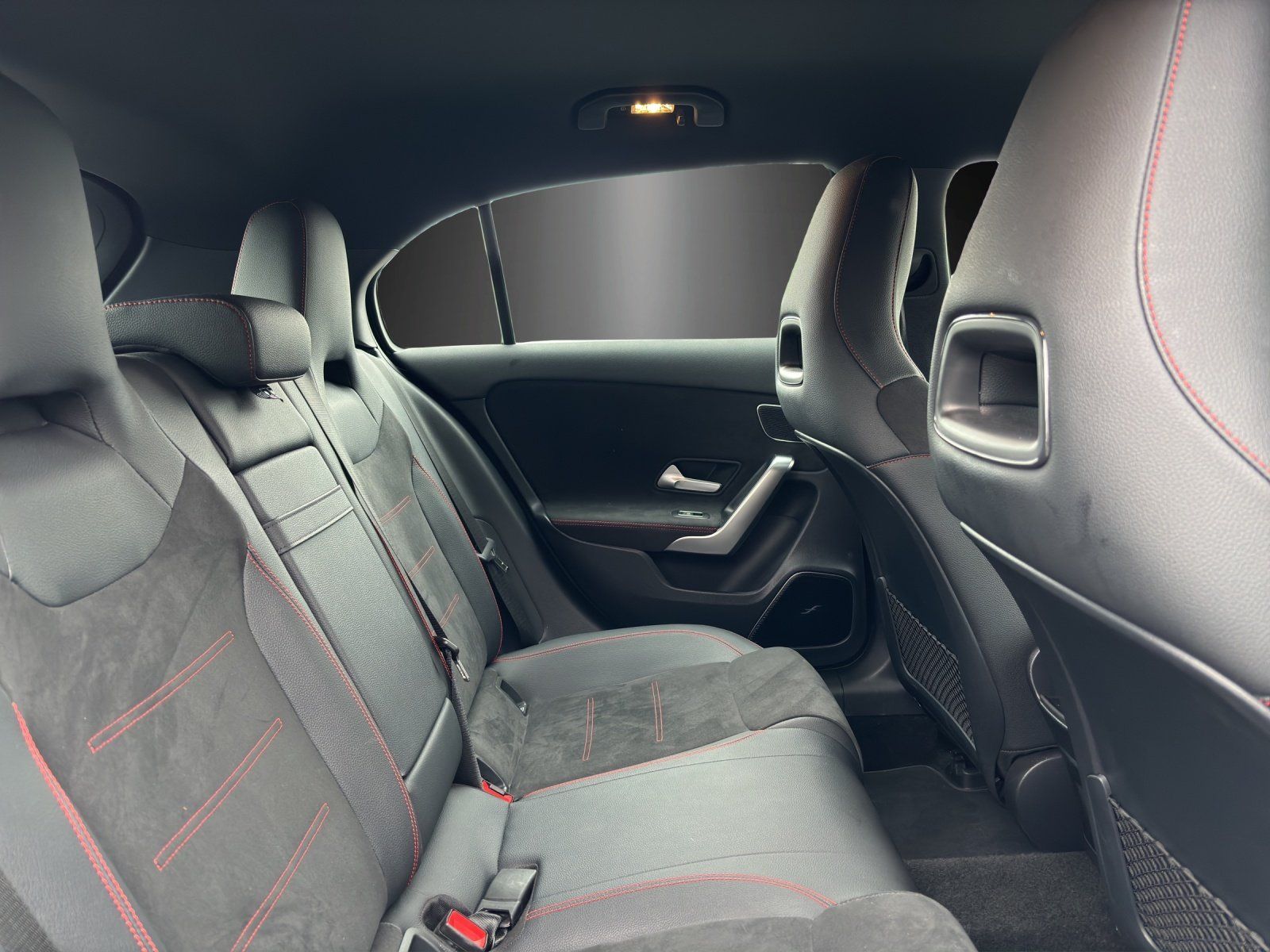 Fahrzeugabbildung Mercedes-Benz A 180 d AMG Burme DISTRO KeyGO 18" Totwinkel