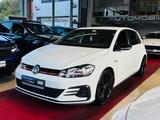 Volkswagen Golf VII Lim. GTI|LED|NAVI|DYNAUDIO|DSG|FACELIFT - mit Benzin-Antrieb: Beheizbare Frontscheibe
