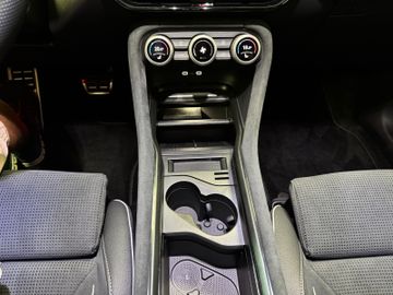 Fahrzeugverkauf 24 Skoda Kodiaq 1.5 TSI Sportline AHK "sofort verfügbar"