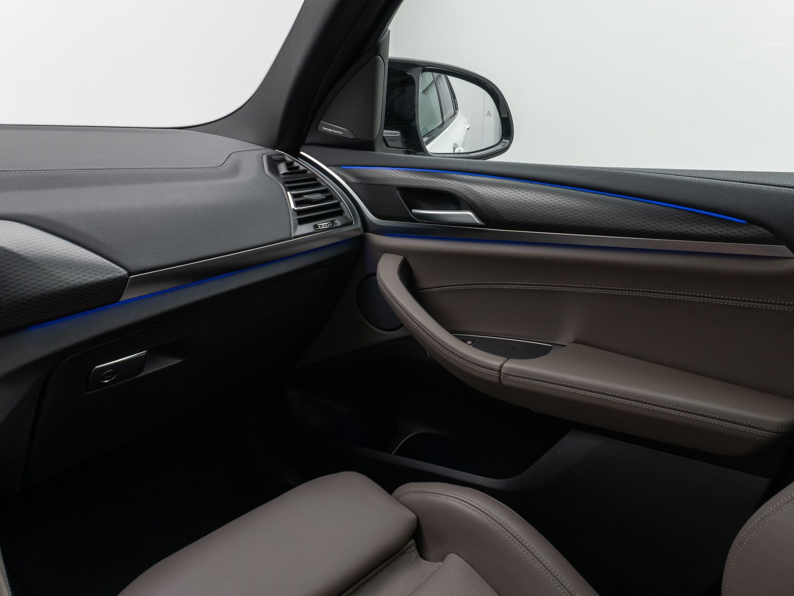 Fahrzeugabbildung BMW X3 M Competition Kamera HUD DAB H/K AHK 21Zoll