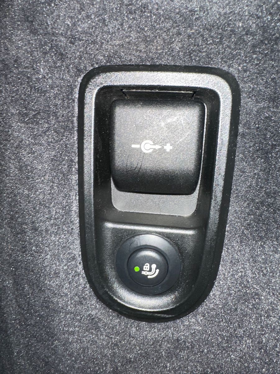 Fahrzeugabbildung BMW 530 e Touring M-Sport NAV+LED+AHK+ACC+360°+18ZO