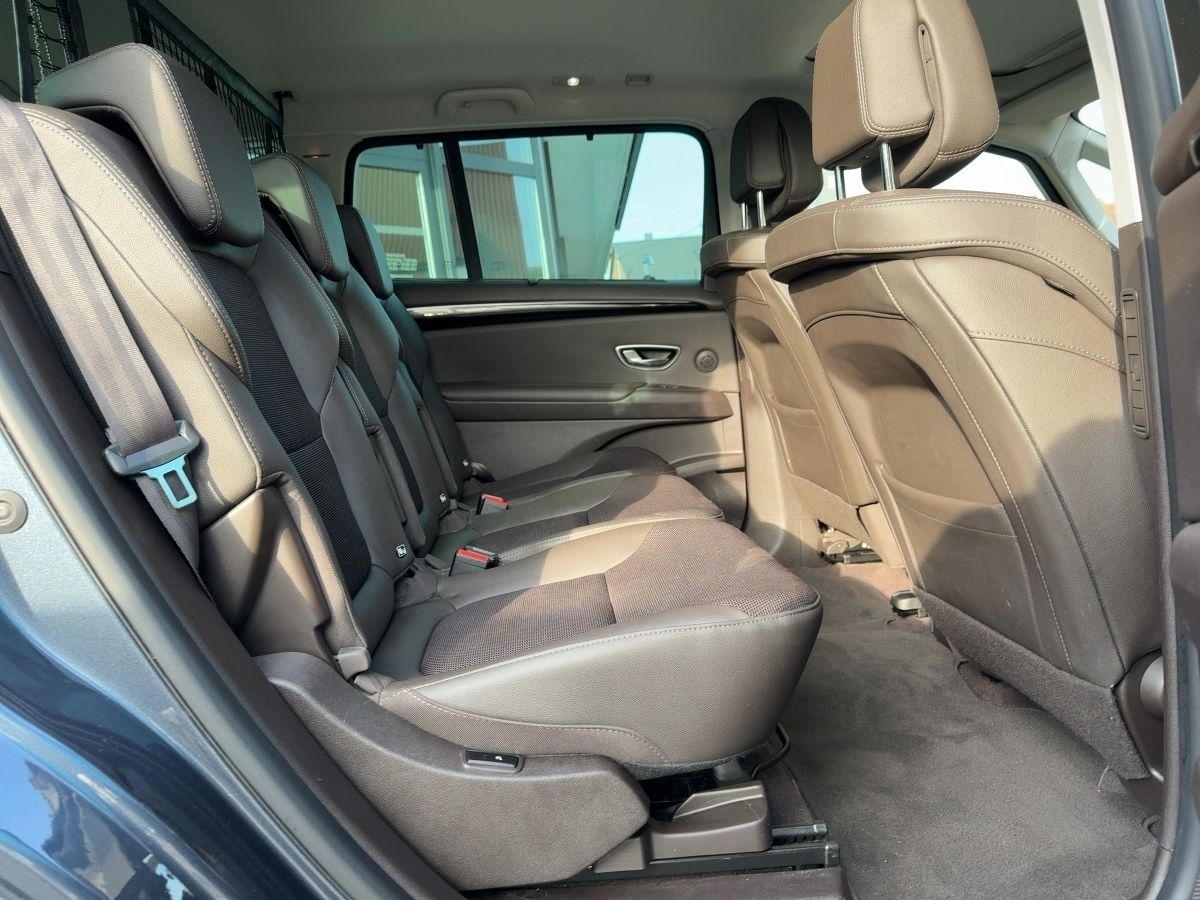 Fahrzeugabbildung Renault Espace TCe 225 EDC AHK el. Heckkl. Kamera WKR