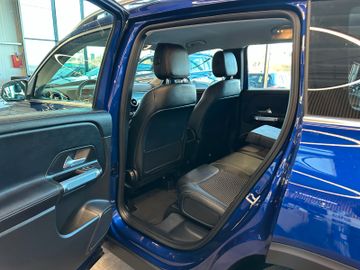 Mercedes-Benz GLB 200 *NAVI*ACC*LED*SPURASSIST*AHK*