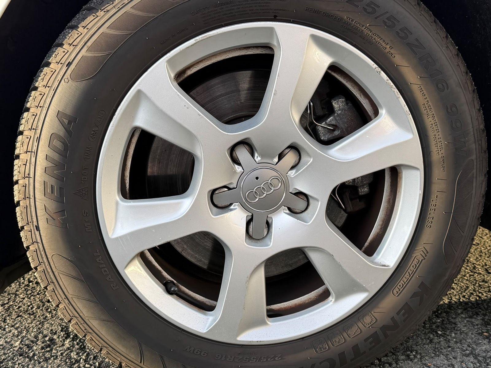 Audi A4 2009 — photo 14