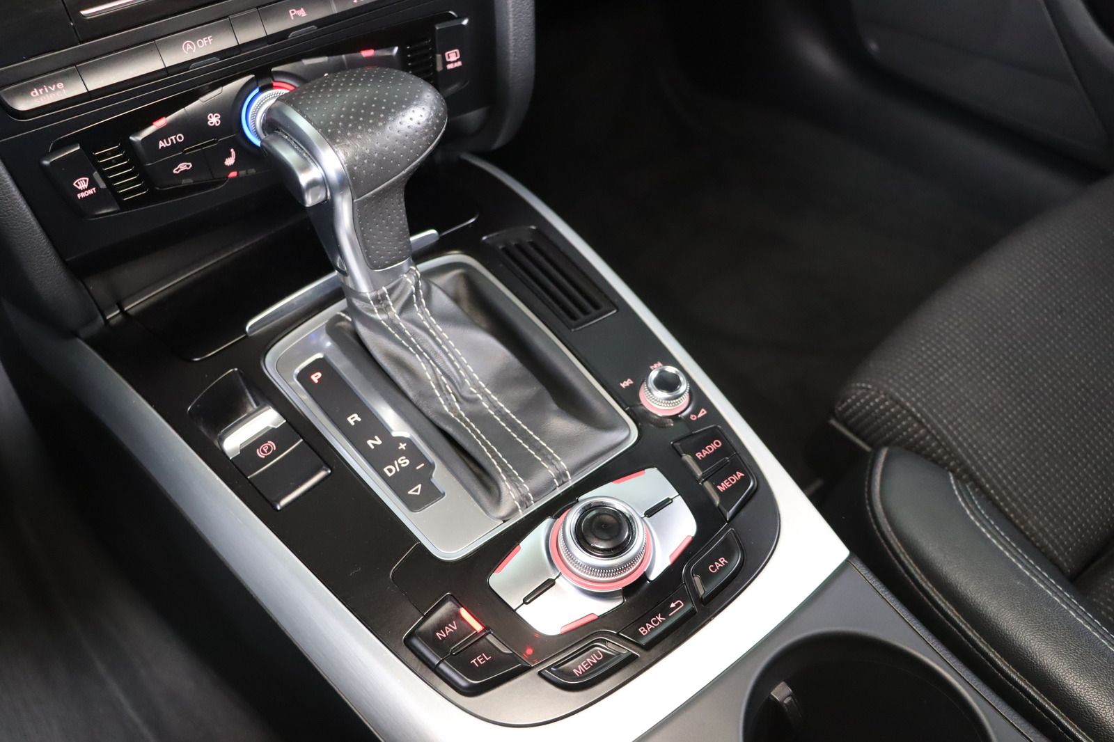 Fahrzeugabbildung Audi A5 3.0 TDI quattro Sportback S-line * Bi-Xenon *