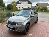 Suzuki Grand Vitara 2.0  - Suzuki Grand Vitara: 2.0