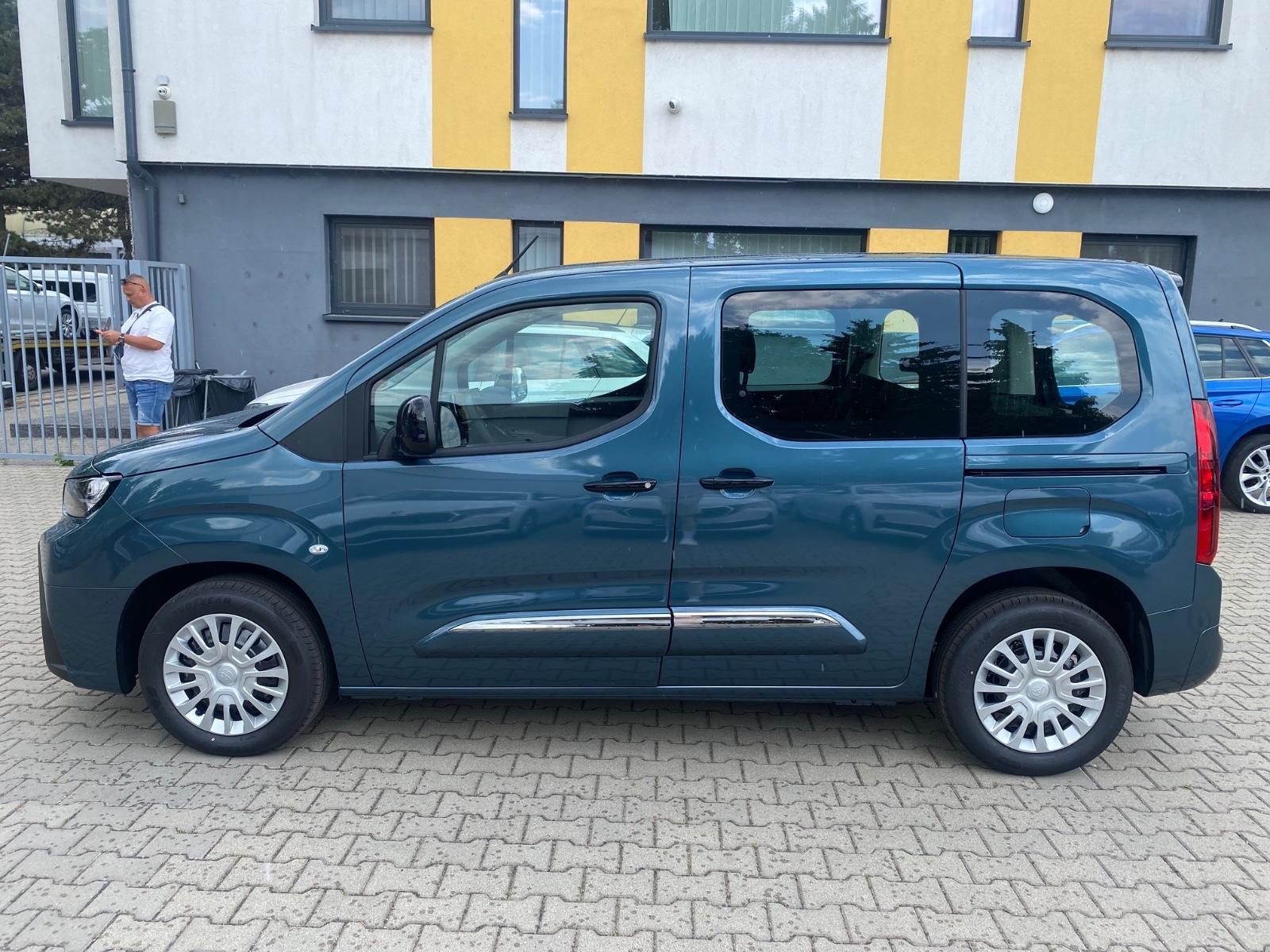 Toyota Proace City Verso L1 Flow