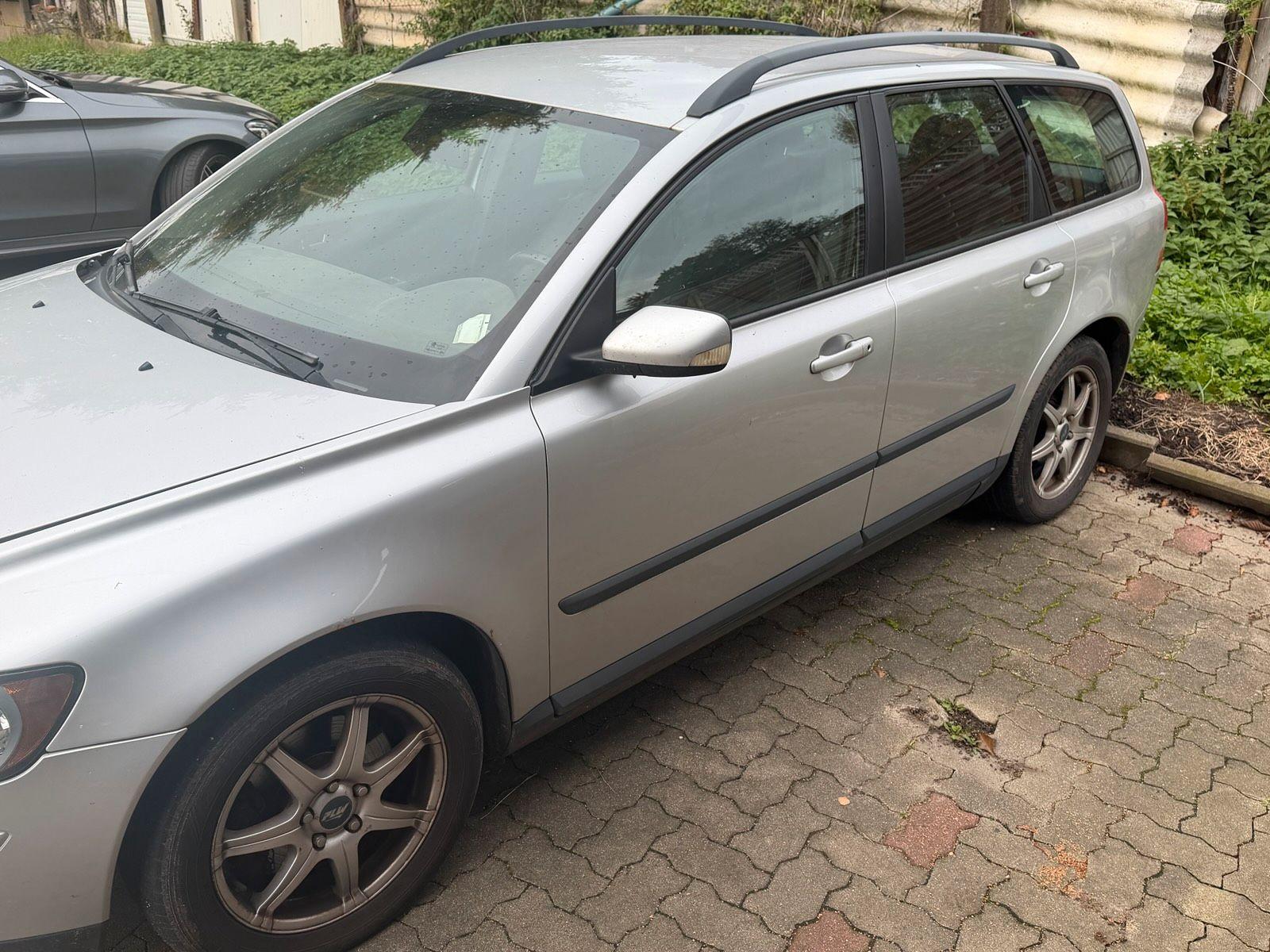 Volvo V50 2004 — photo 7