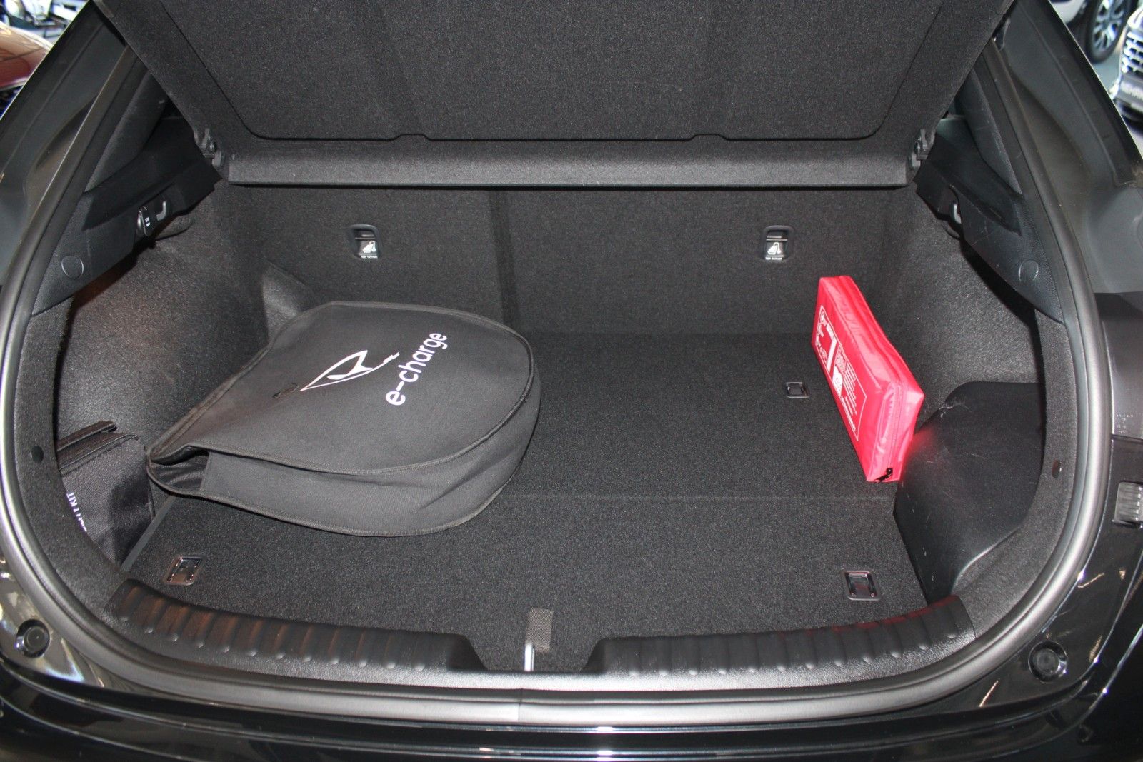 Fahrzeugabbildung Kia XCeed Plug-in-Hybrid 1.6 GDI DCT6 VISION
