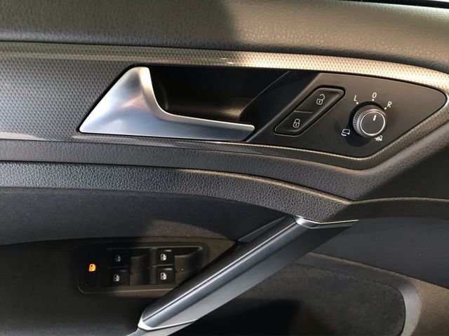 Golf VII IQ.DRIVE 1.5 TSI DSG*ACC*LED*Blind-Spot